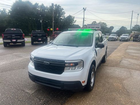 Used 2024 Ford Maverick XL FWD image 2