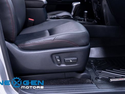 Used 2019 Toyota 4Runner TRD Off-Road Premium image 47