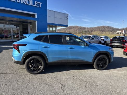 New 2026 Chevrolet Trax ACTIV image 3