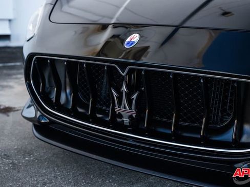 Used 2018 Maserati GranTurismo Sport image 26