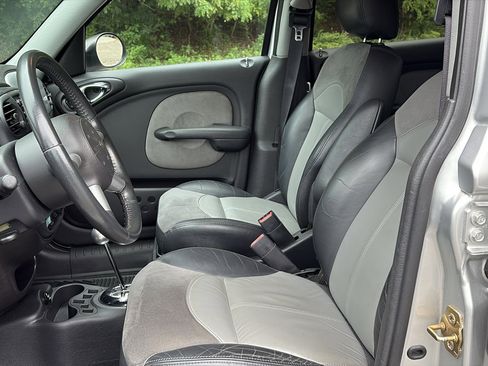Used 2004 Chrysler PT Cruiser Limited image 12