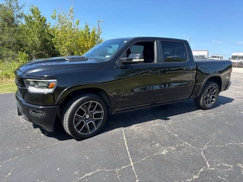 Used 2019 RAM 1500 Laramie AWD/4WD image 4