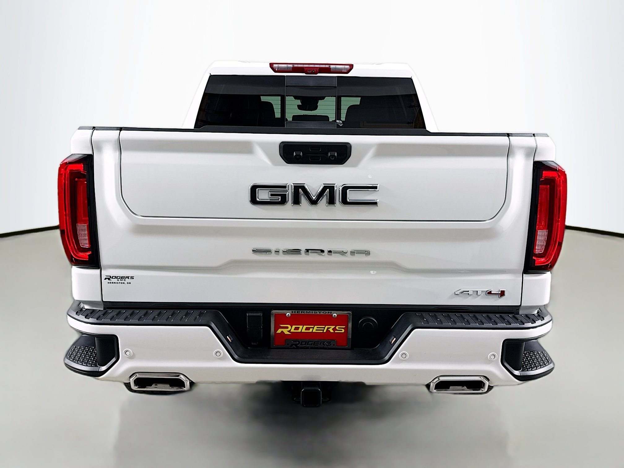 Used 2026 GMC Sierra 1500 AT4 w/ AT4 Premium Package AWD/4WD image 7