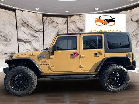 Used 2014 Jeep Wrangler Unlimited Sport w/ Quick Order Package 24S AWD/4WD image 16