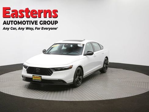 Used 2025 Honda Accord Sport image 54