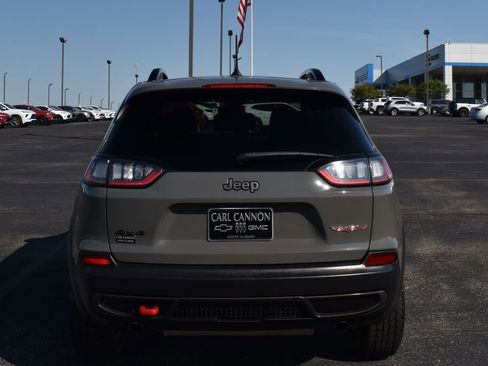 Used 2022 Jeep Cherokee Trailhawk w/ Comfort/Convenience Group AWD/4WD image 10