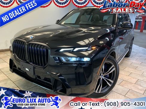 Used 2024 BMW X7 xDrive40i w/ M Sport Package AWD/4WD image 1