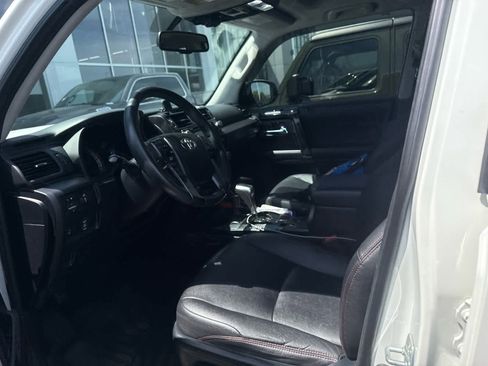 Used 2018 Toyota 4Runner TRD Off-Road Premium image 6