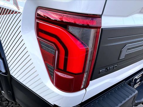 Certified 2025 Ford F150 Raptor AWD/4WD image 28