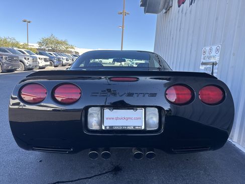 Used 2001 Chevrolet Corvette Z06 w/ Memory Pkg image 12