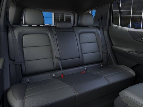 New 2026 Chevrolet Equinox LT w/ Convenience Package II AWD/4WD image 17
