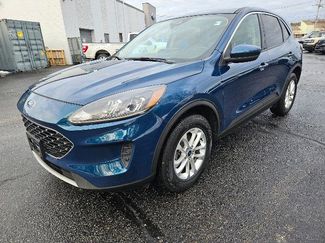 Certified 2020 Ford Escape SE video 1