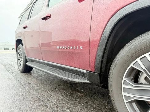 Used 2024 Jeep Wagoneer 2WD w/ Premium Group I image 10