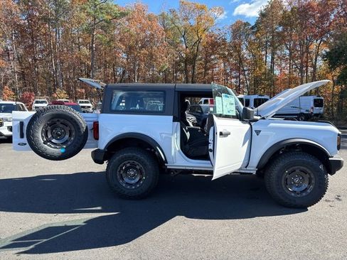 New 2025 Ford Bronco Base w/ Sasquatch Package image 26