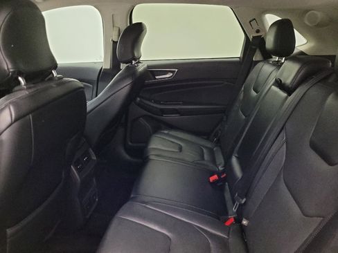 Used 2015 Ford Edge Titanium w/ Equipment Group 302A FWD image 18