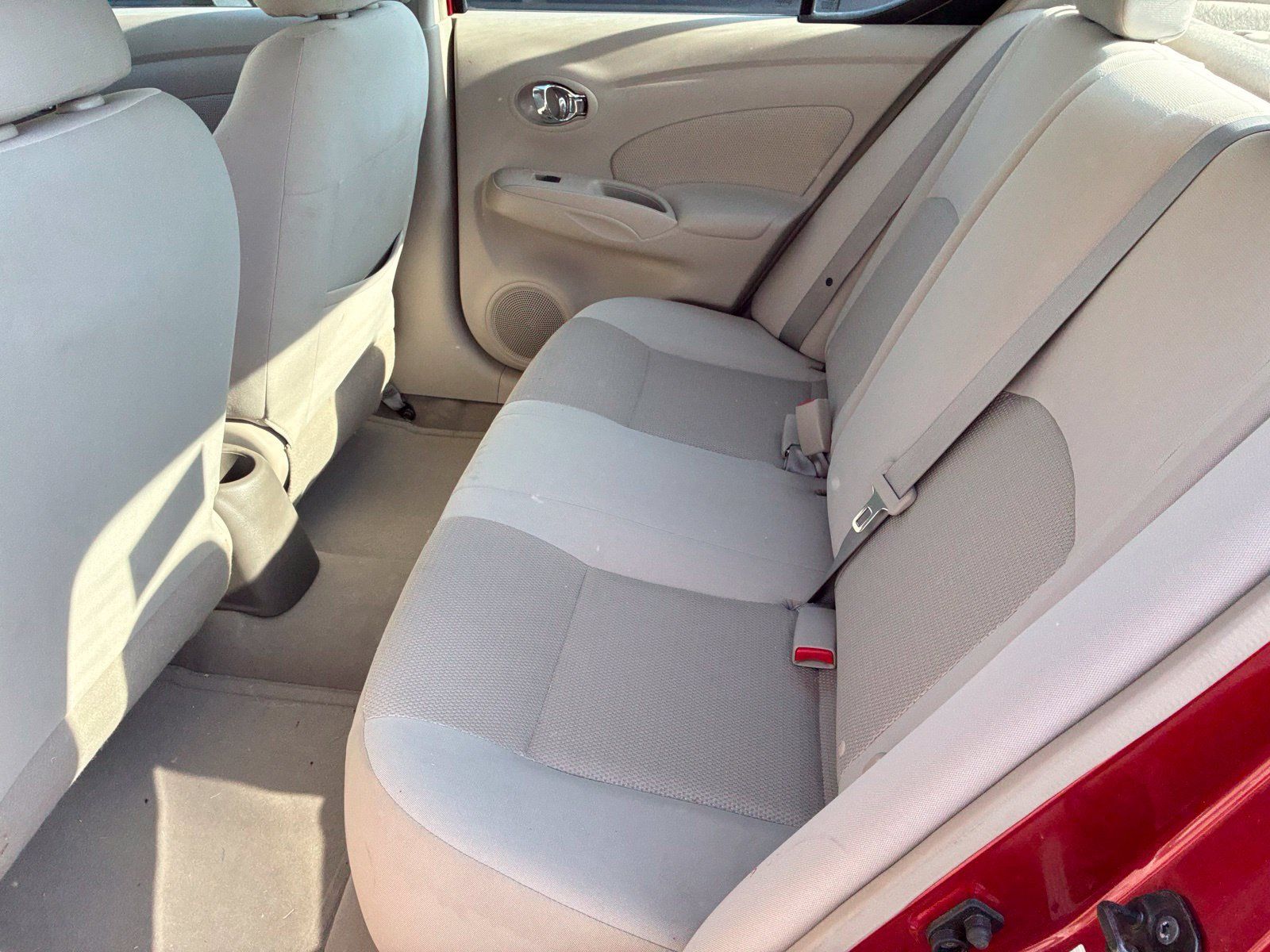 Used 2012 Nissan Versa FWD image 13