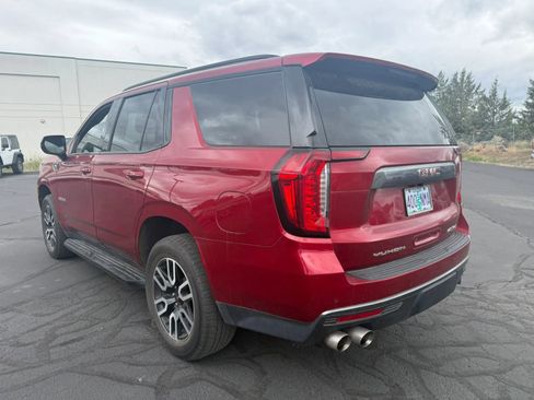 Used 2022 GMC Yukon AT4 AWD/4WD image 3