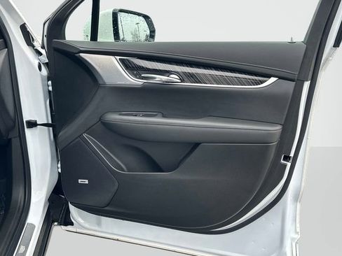 Certified 2024 Cadillac XT6 Premium Luxury w/ Technology Package image 23