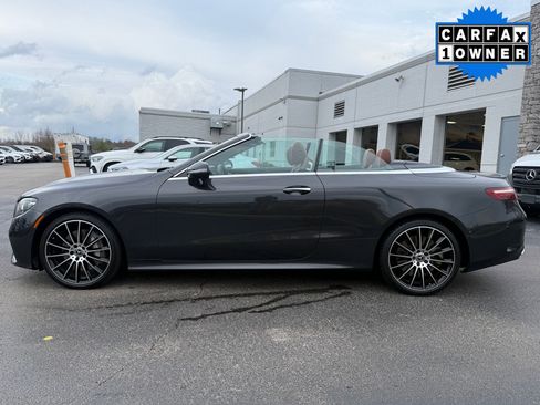 Used 2023 Mercedes-Benz E 450 4MATIC Cabriolet image 2