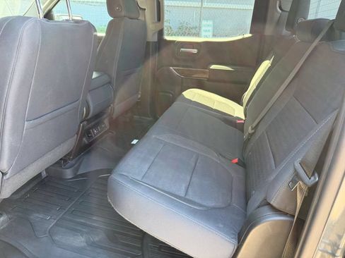 Used 2019 GMC Sierra 1500 SLE AWD/4WD image 3