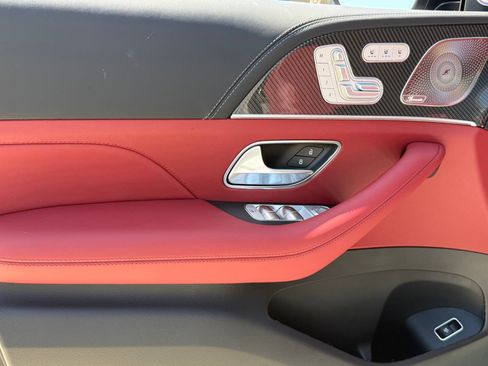 New 2026 Mercedes-Benz GLS 63 AMG 4MATIC image 17