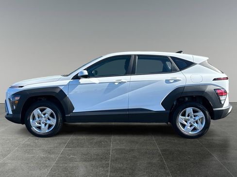 Used 2025 Hyundai Kona SE AWD/4WD image 5
