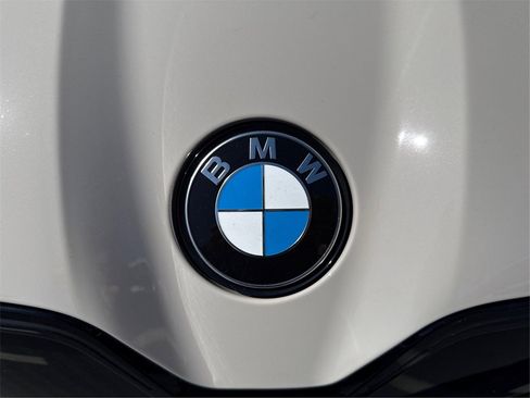 New 2026 BMW iX xDrive60 w/ M Sport Package image 18