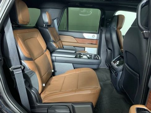 Used 2023 Lincoln Navigator Reserve w/ Equipment Group 201A AWD/4WD image 25