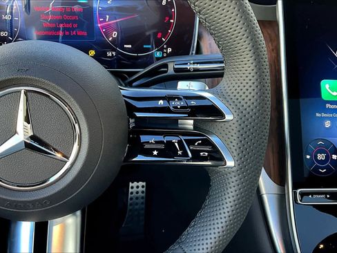 Used 2026 Mercedes-Benz GLC 300 image 23