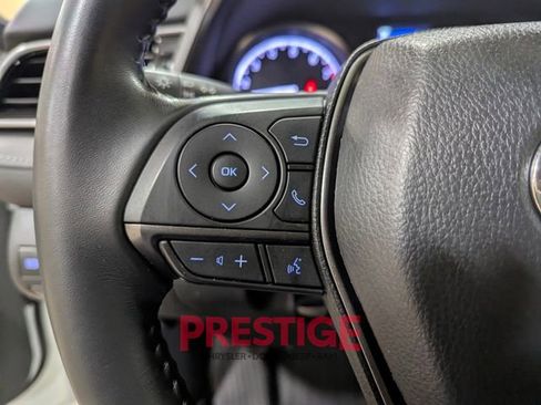 Used 2022 Toyota Camry SE image 15