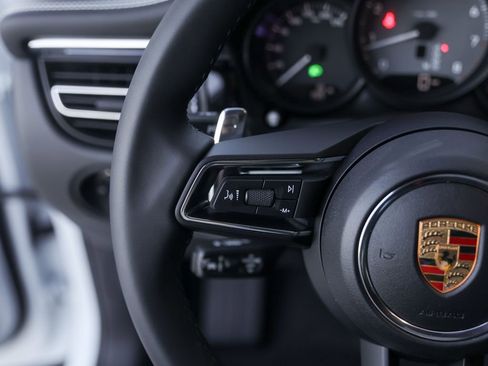 New 2026 Porsche Macan S image 21