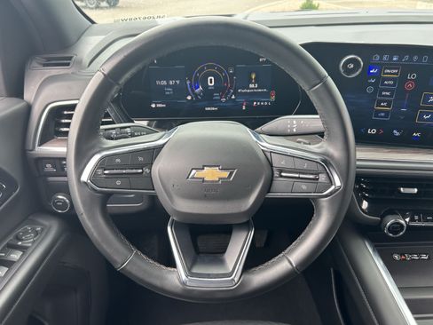 Used 2025 Chevrolet Tahoe LT RWD image 23