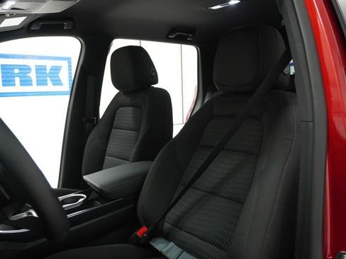 New 2026 Chevrolet Equinox LT w/ Midnight Edition FWD image 16