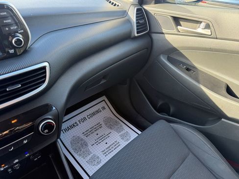 Used 2019 Hyundai Tucson SE image 30