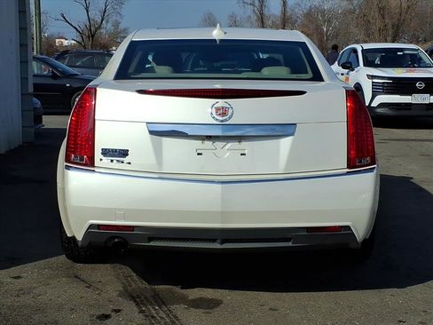 Used 2011 Cadillac CTS Luxury image 4