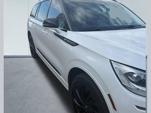 Used 2023 Lincoln Aviator Reserve w/ Equipment Group 201A AWD/4WD image 1