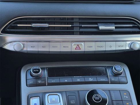 Used 2021 Hyundai Palisade Limited image 6