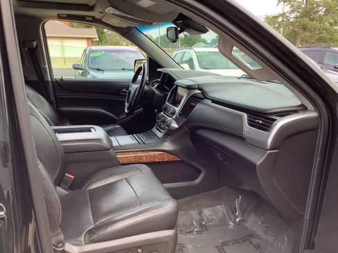 Used 2015 Chevrolet Suburban LTZ AWD/4WD image 11
