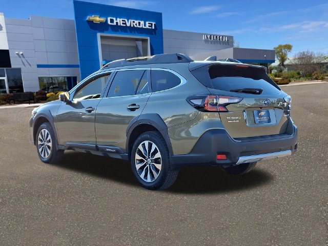 Used 2023 Subaru Outback Limited AWD/4WD image 23