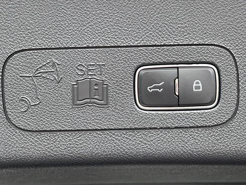 Used 2025 Lincoln Aviator Reserve w/ Equipment Group 201A AWD/4WD image 36