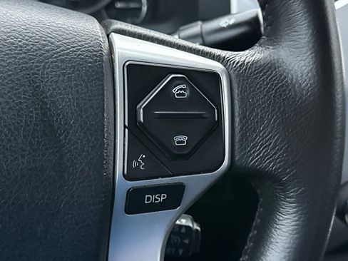 Used 2017 Toyota Tundra Limited image 35