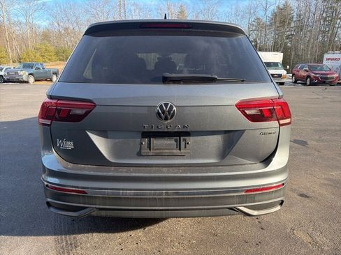 Used 2024 Volkswagen Tiguan S image 7
