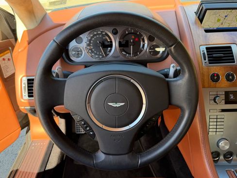 Used 2006 Aston Martin DB9 Volante image 29