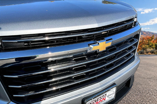 Used 2025 Chevrolet Traverse LT FWD image 31