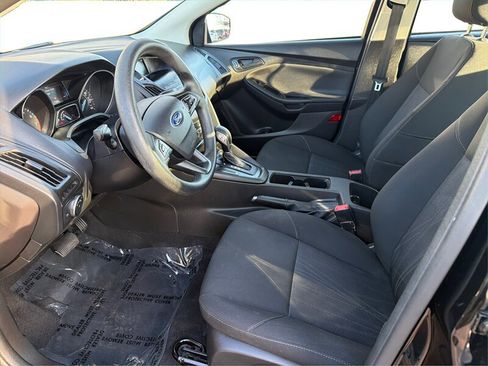 Used 2018 Ford Focus S image 10
