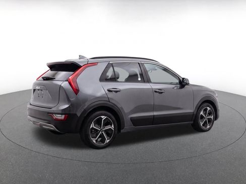 Used 2026 Kia Niro LX FWD image 9