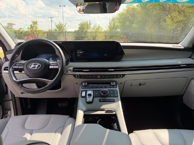 Used 2025 Hyundai Palisade SEL AWD/4WD image 15
