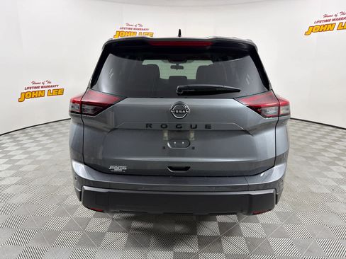 New 2026 Nissan Rogue Dark Armor image 4