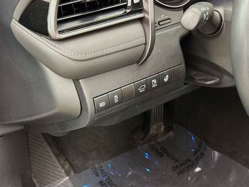 Used 2024 Toyota Camry XSE w/ Navigation Package FWD image 10