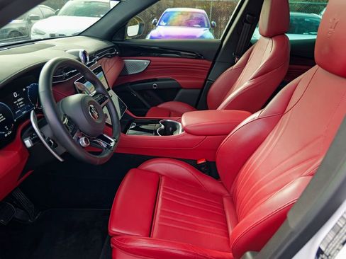 Used 2023 Maserati Grecale Modena image 22